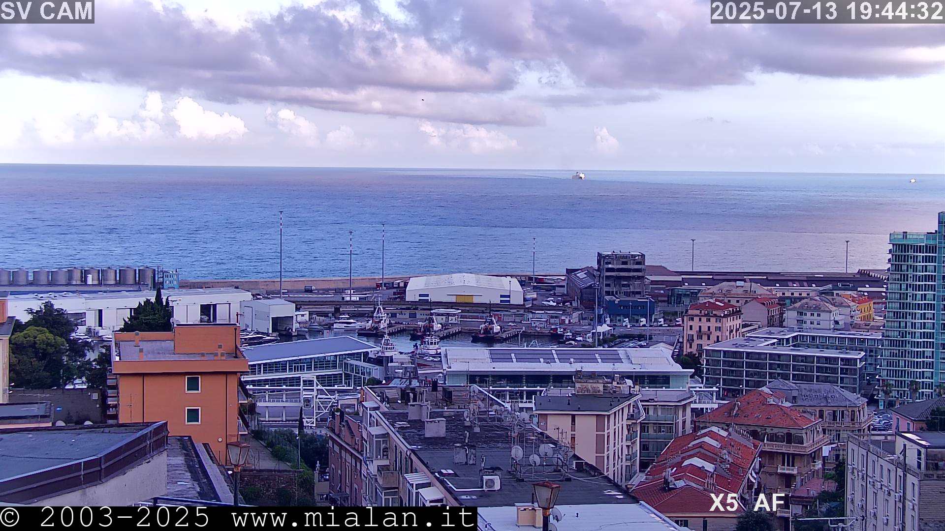 (142°Sud-Est) Palacrociere